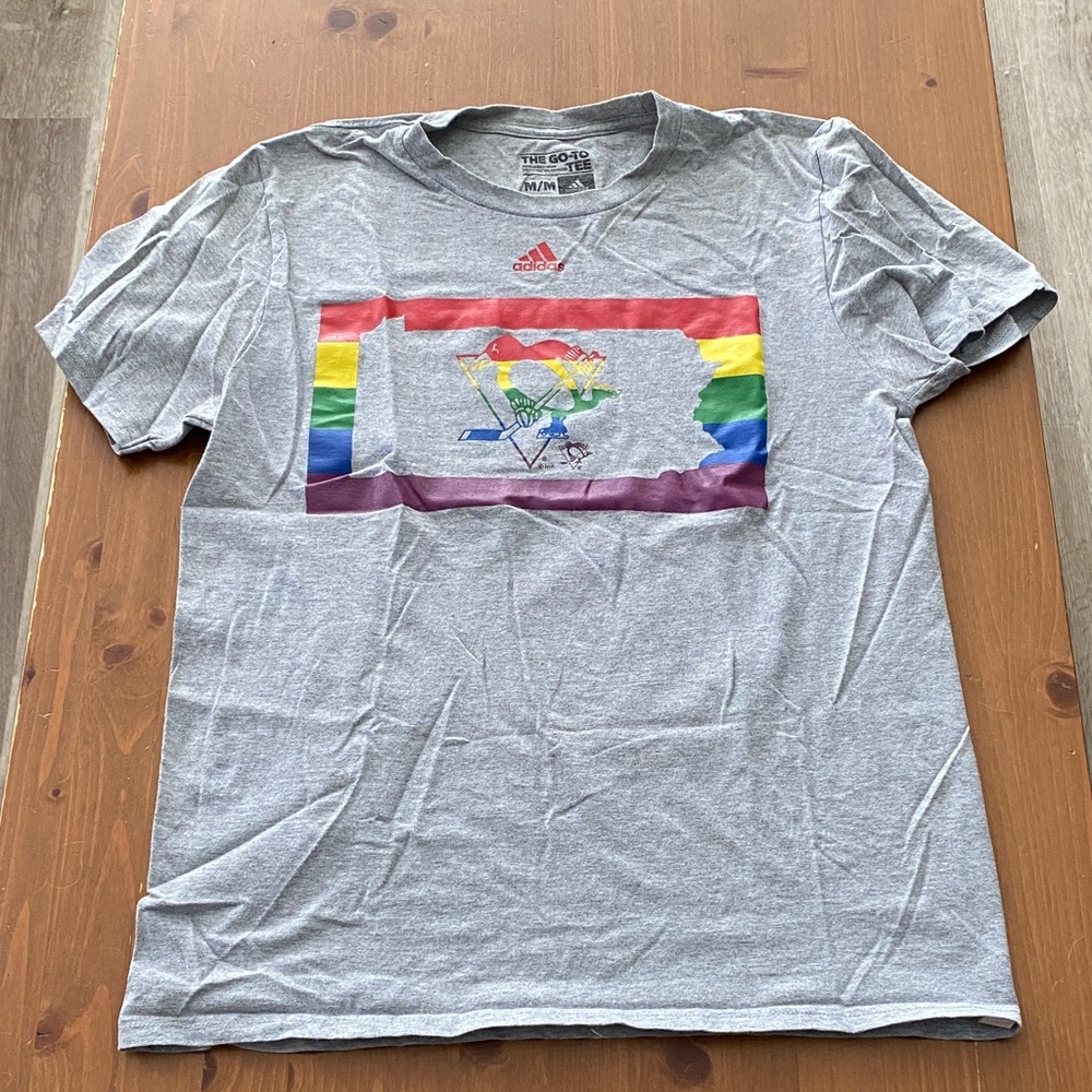 Pittsburgh Penguins pride tee